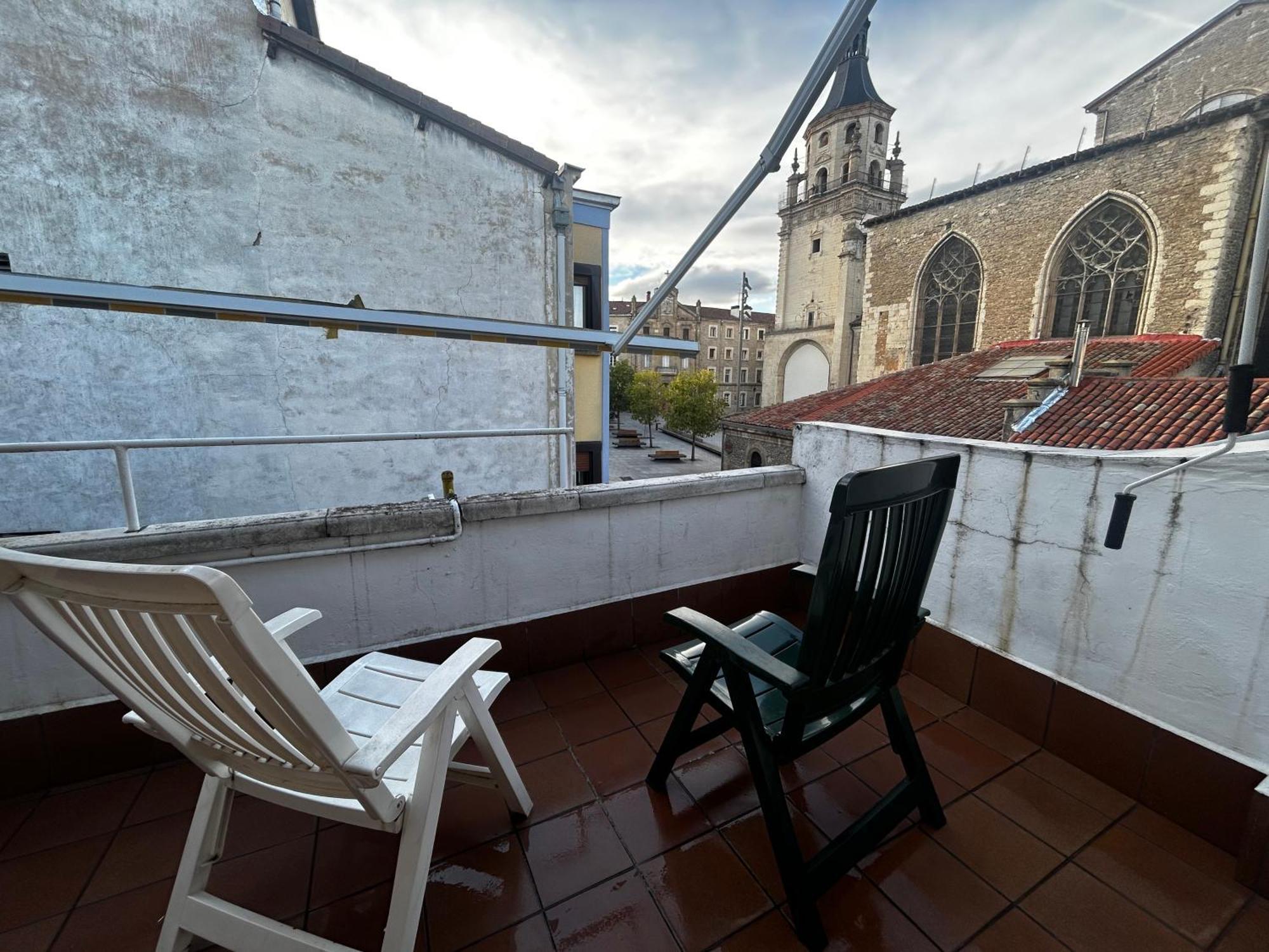 Habitacion Privada En Pleno Centro De Vitoria-Gasteiz Zewnętrze zdjęcie